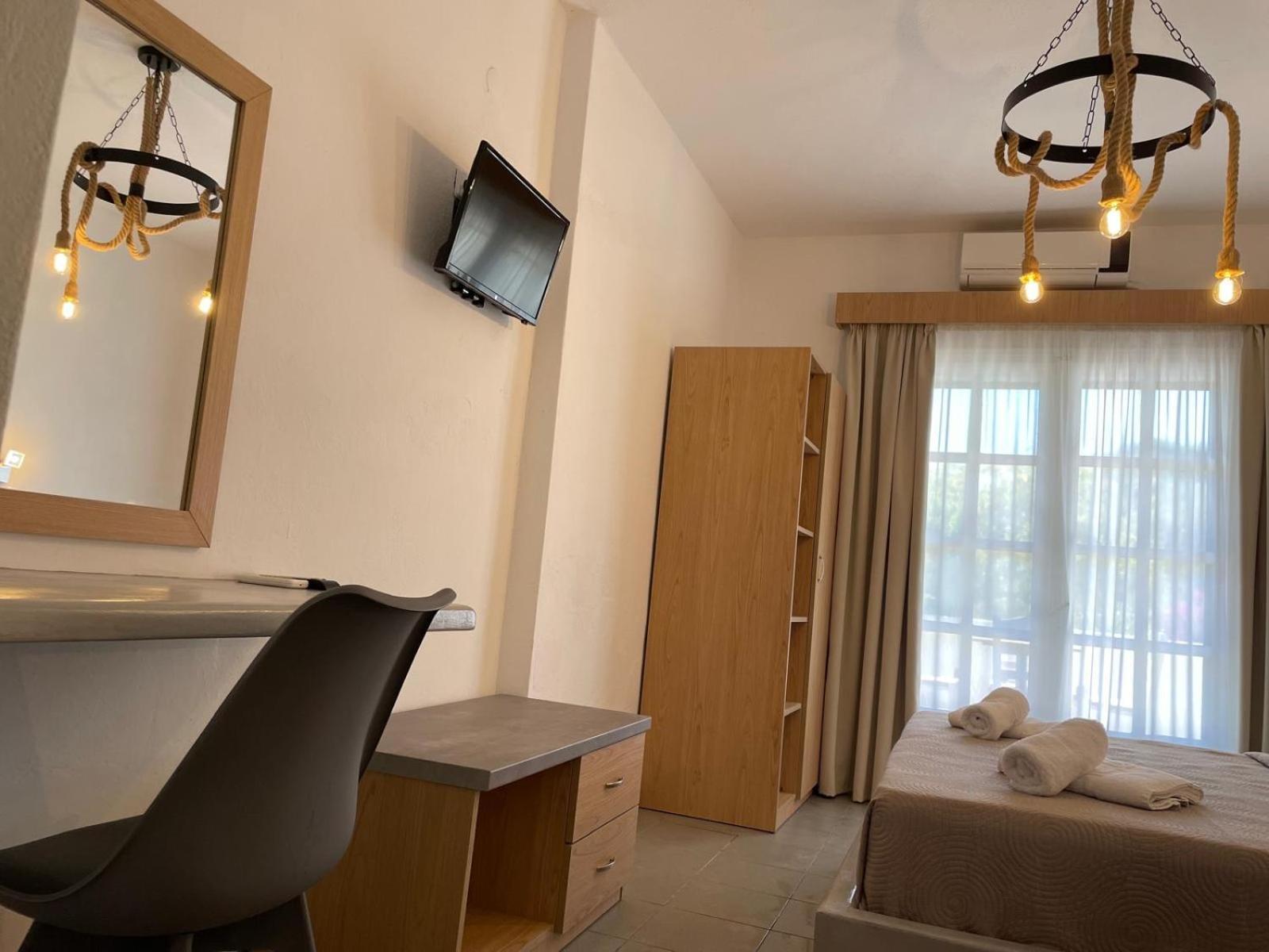 Astri Hotel ネオス・マルマラス エクステリア 写真